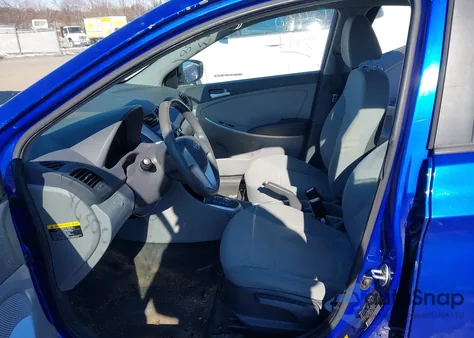 2013 Hyundai Accent Gls из США, поврежденный, VIN KMHCT4AE7DU308153